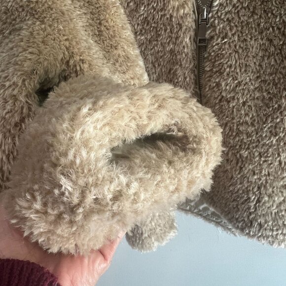 Rebecca Minkkoff Women's Cropped Bomber Faux Fur Coat Jacket SMALL in Natural - Picture 5 of 13